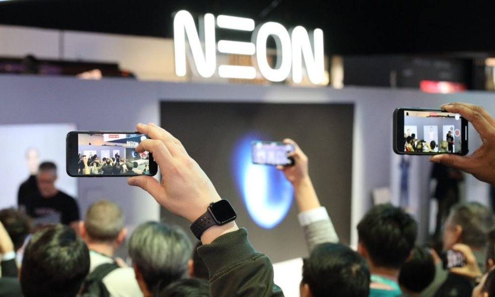 Samsung's Neon, Artificial Humans, Introduced at CES 2020
